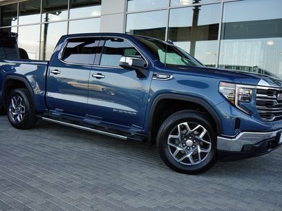 Used 2024 GMC Sierra 1500 SLT w/ SLT Premium Package