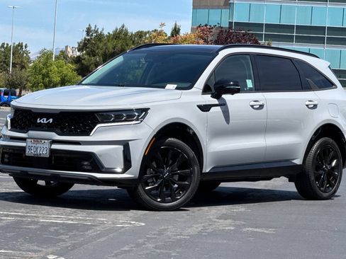 Used 2023 Kia Sorento SX AWD/4WD image 8