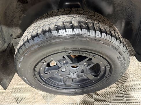 Used 2015 RAM 1500 Laramie w/ Convenience Group image 17