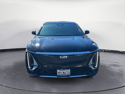 Used 2024 Cadillac Lyriq Luxury RWD image 2