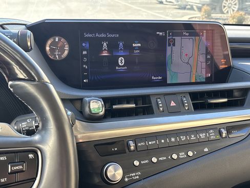 Used 2021 Lexus ES 250 w/ Premium Package image 23