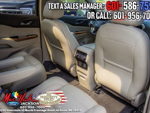 Used 2019 GMC Acadia Denali w/ Technology Package FWD image 9