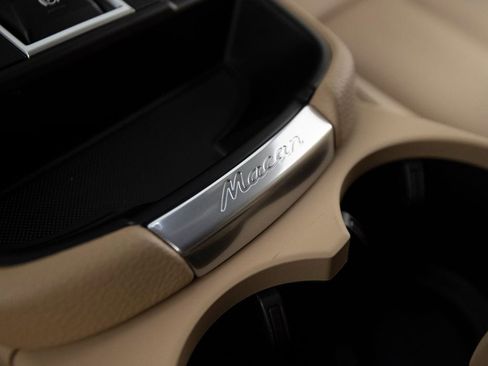 New 2026 Porsche Macan AWD/4WD image 29