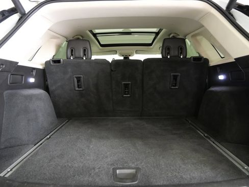 Used 2019 Cadillac XT5 Premium Luxury FWD image 27