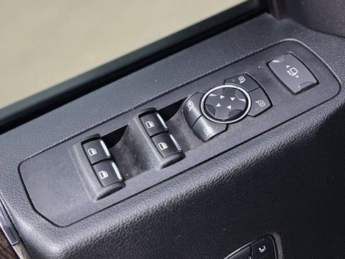 Used 2021 Ford F250 Lariat w/ Lariat Ultimate Package image 24