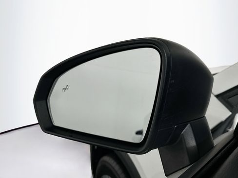 Used 2025 Volkswagen Taos S image 16