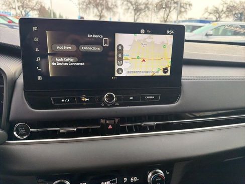 Used 2025 Mitsubishi Outlander SE image 15