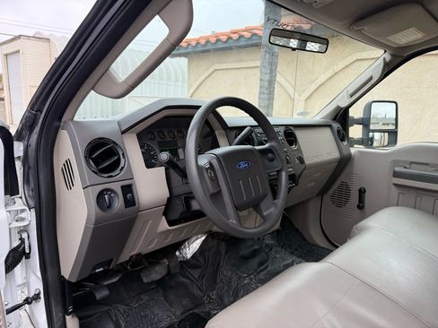 Used 2008 Ford F450 2WD Regular Cab Super Duty image 10