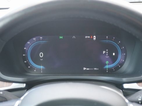 Used 2024 Volvo S60 B5 Plus image 16