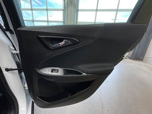 Used 2023 Chevrolet Malibu LS FWD image 23