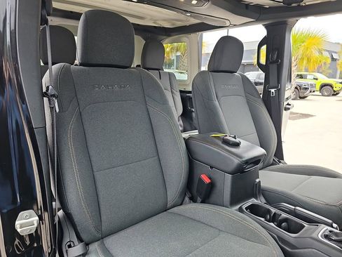 Used 2024 Jeep Wrangler Unlimited Sahara w/ Technology Group image 13