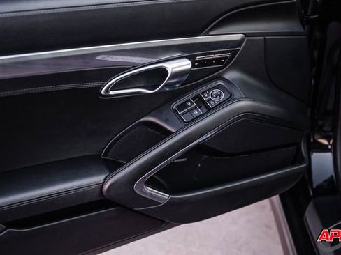 Used 2019 Porsche 911 Carrera 4S image 60