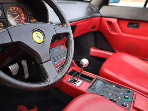 Used 1989 Ferrari Mondial T Cabriolet RWD image 15