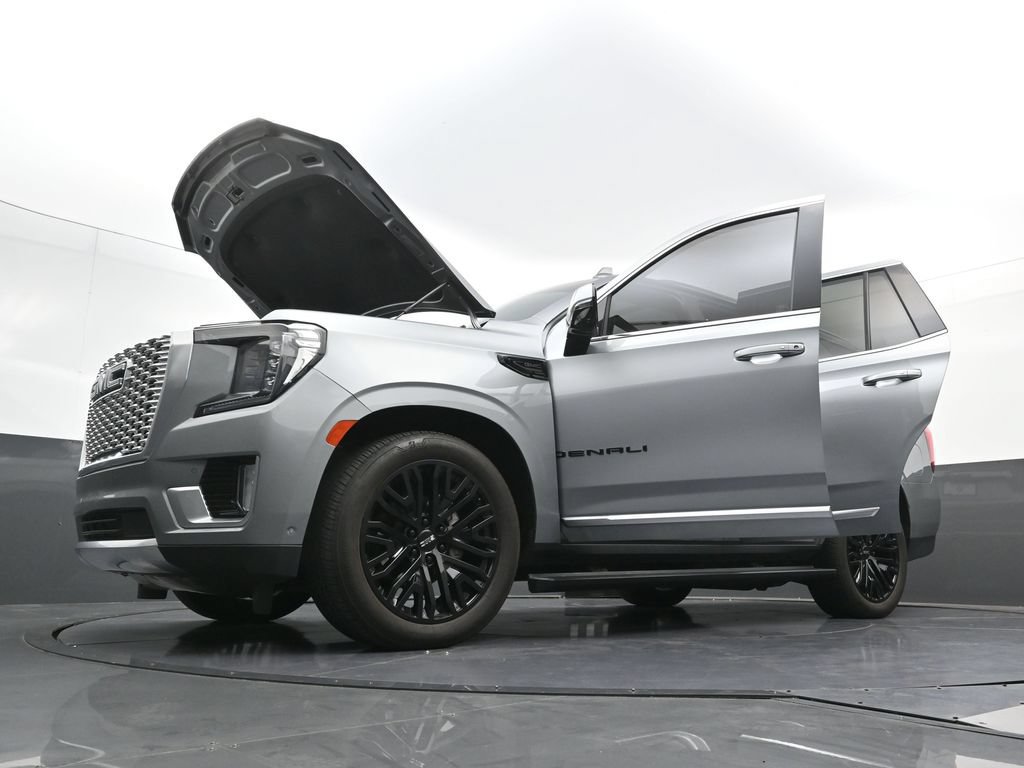 Used 2024 GMC Yukon Denali w/ Denali Reserve Package AWD/4WD image 41
