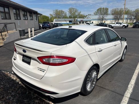 Used 2013 Ford Fusion Titanium FWD image 3