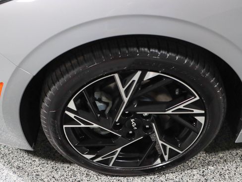 Used 2025 Kia K5 GT-Line w/ GT-Line Premium Package FWD image 11