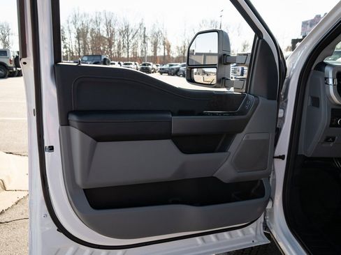 New 2026 Ford F350 XLT w/ XLT Premium Package image 17