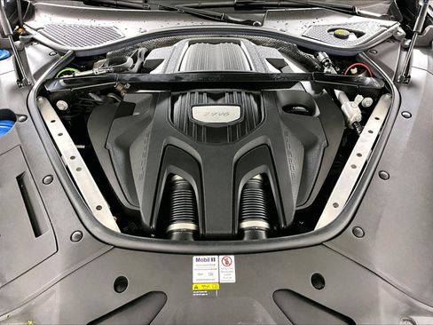 Certified 2021 Porsche Panamera image 25