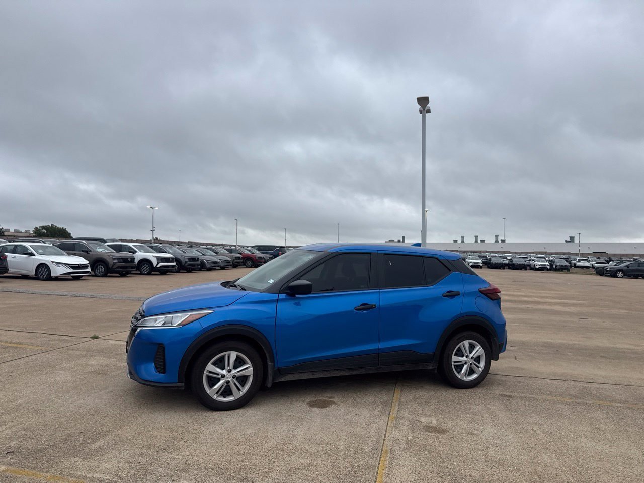 Used 2025 Nissan Kicks Play S FWD image 14
