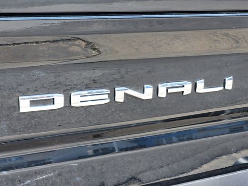 Certified 2025 GMC Sierra 2500 Denali Ultimate image 13