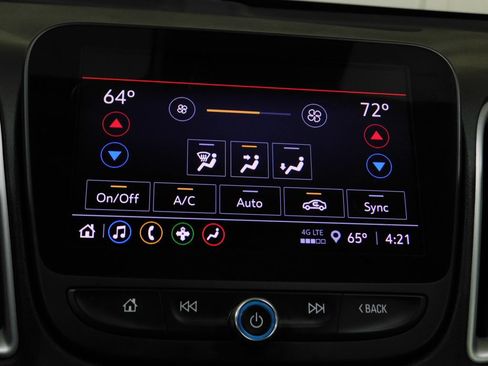 Used 2023 Chevrolet Malibu LT FWD image 43