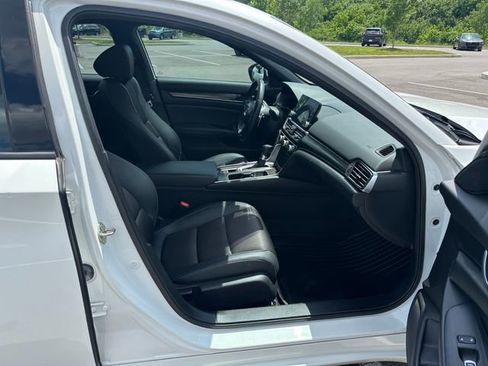 Used 2020 Honda Accord Sport image 19