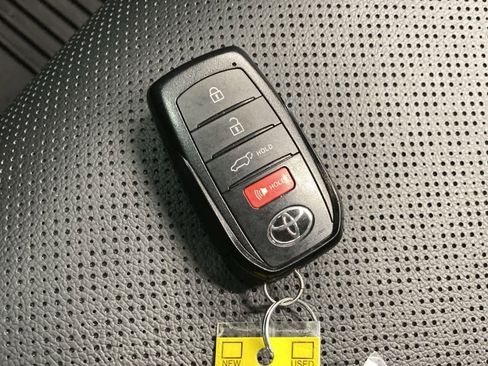 Used 2025 Toyota Land Cruiser w/ Premium Package image 32