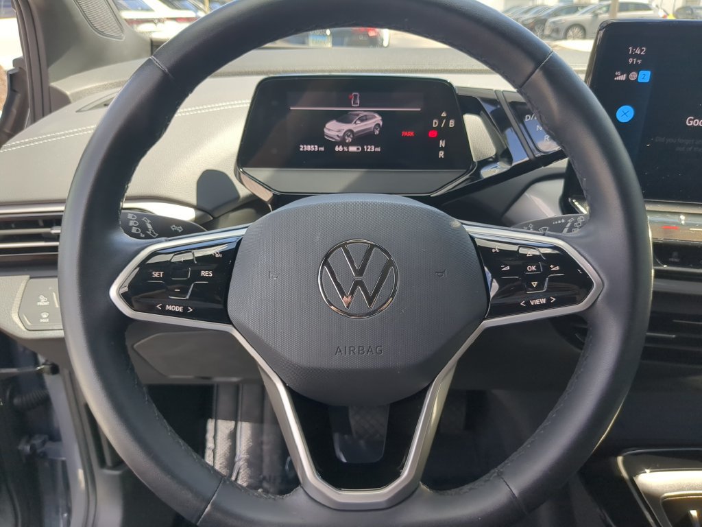 Certified 2023 Volkswagen ID.4 S RWD image 31