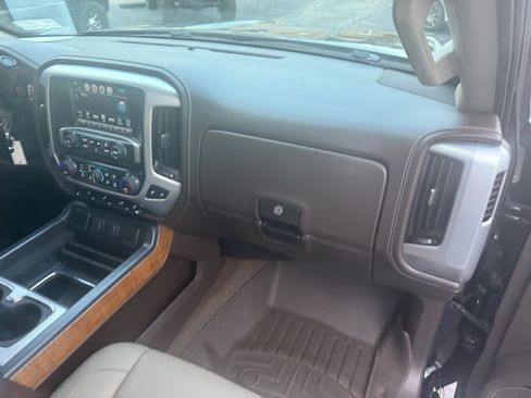 Used 2017 GMC Sierra 1500 SLT w/ SLT Premium Package image 60