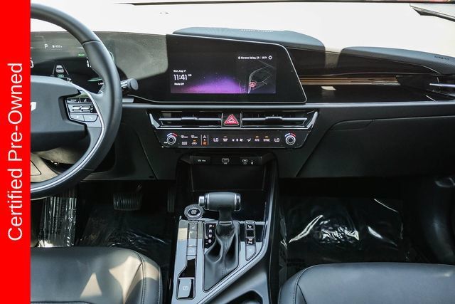 Certified 2025 Kia Niro EX FWD image 14