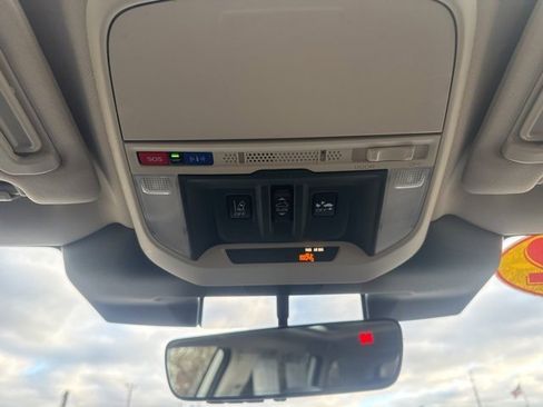 Used 2022 Subaru Forester Touring w/ Popular Package #3 image 19