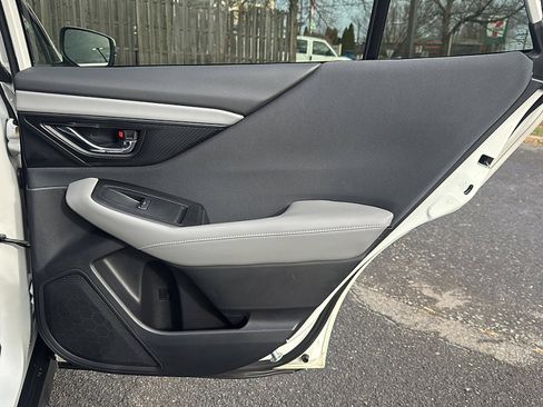 Used 2021 Subaru Outback Premium image 19