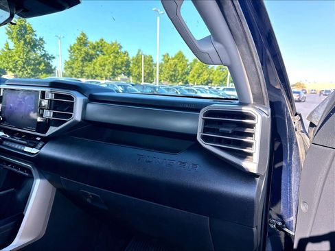 Used 2022 Toyota Tundra SR5 w/ Convenience Package RWD image 26