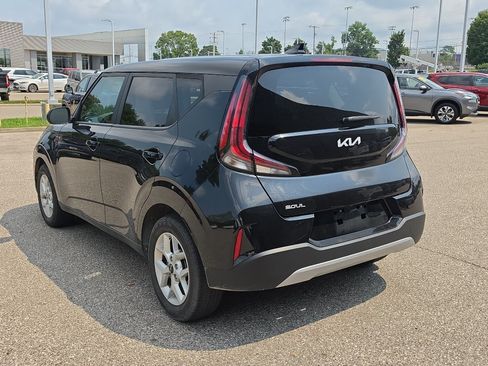Used 2024 Kia Soul LX w/ Option Group 015 FWD image 5