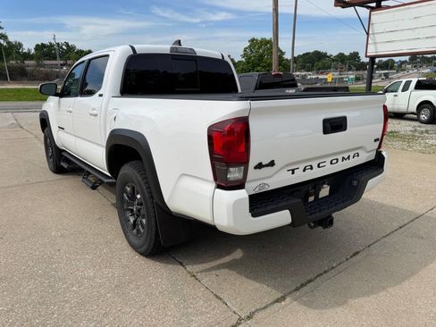 Used 2021 Toyota Tacoma SR5 w/ Trail Edition AWD/4WD image 6