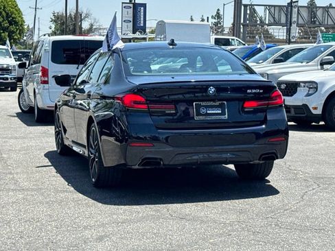 Used 2023 BMW 530e w/ M Sport Package RWD image 10