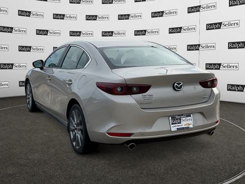 Used 2025 MAZDA MAZDA3 s FWD image 4