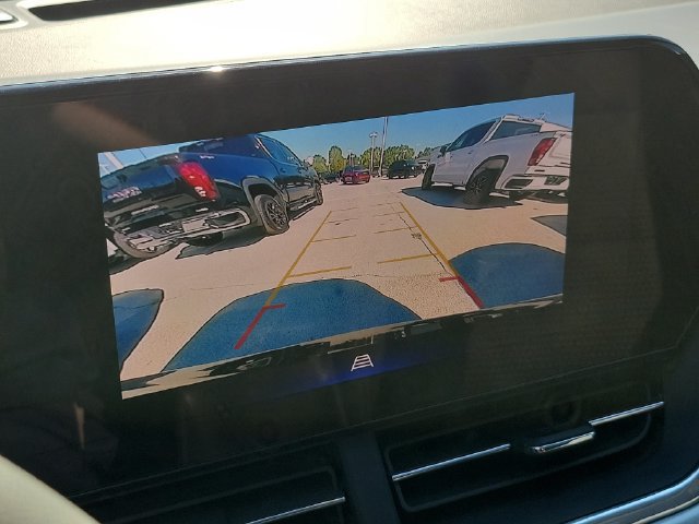 Used 2026 Chevrolet Trax LT FWD image 28