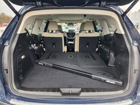 Certified 2025 Subaru Ascent Limited w/ Popular Package #1 image 6