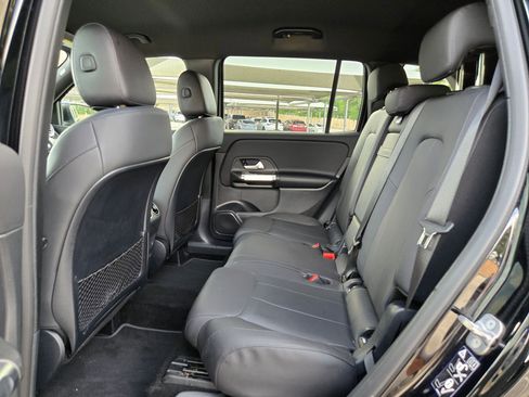 Used 2024 Mercedes-Benz GLB 250 image 15