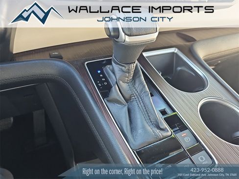 Used 2021 Toyota Sienna XLE image 32