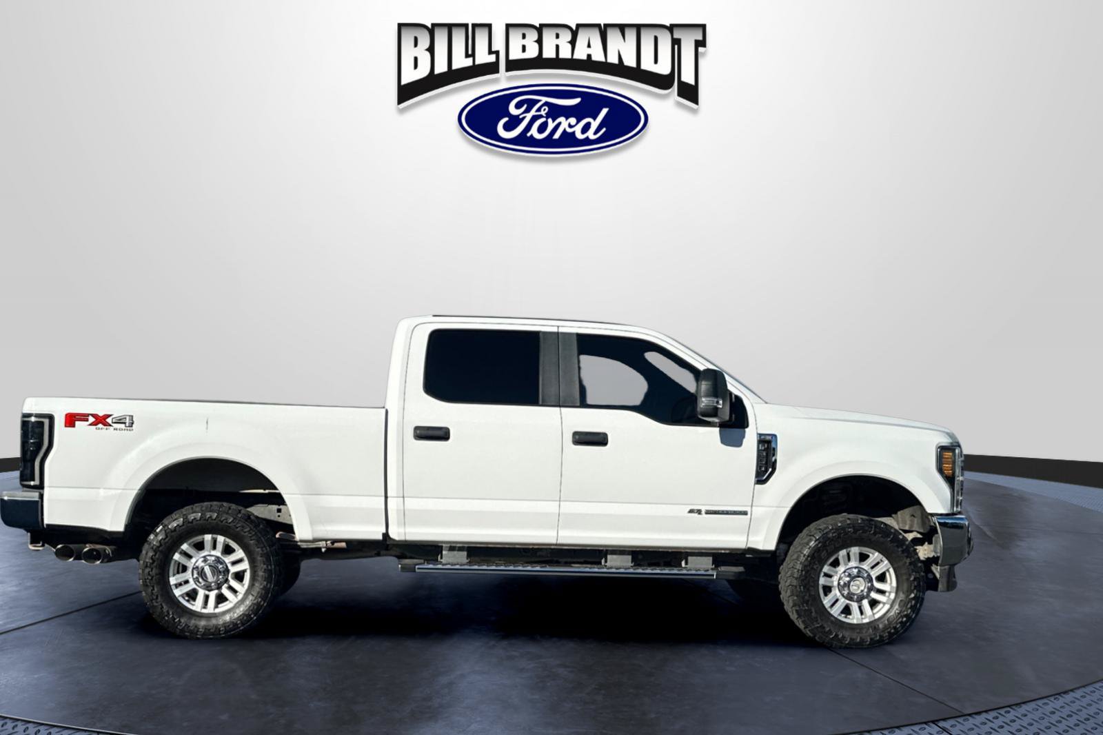 Used 2018 Ford F250 XL w/ STX Appearance Package AWD/4WD image 2