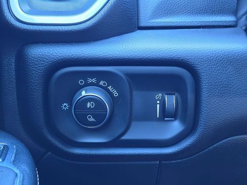 Used 2024 RAM 2500 Big Horn w/ Off Road Package image 36