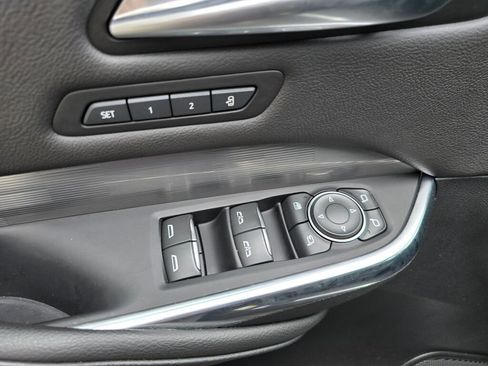 Used 2024 Cadillac XT4 Premium Luxury image 24