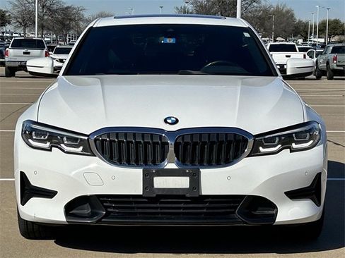 Used 2019 BMW 330i Sedan w/ Convenience Package image 9
