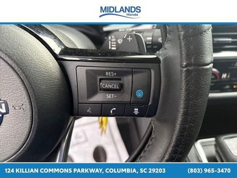 Used 2022 Nissan Pathfinder SV AWD/4WD image 27