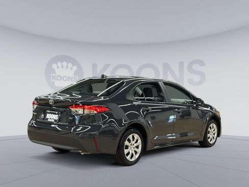 Used 2026 Toyota Corolla LE FWD image 11