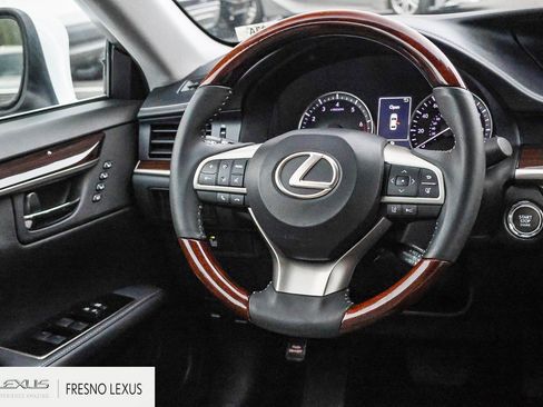 Used 2018 Lexus ES 350 w/ Navigation System Package image 18