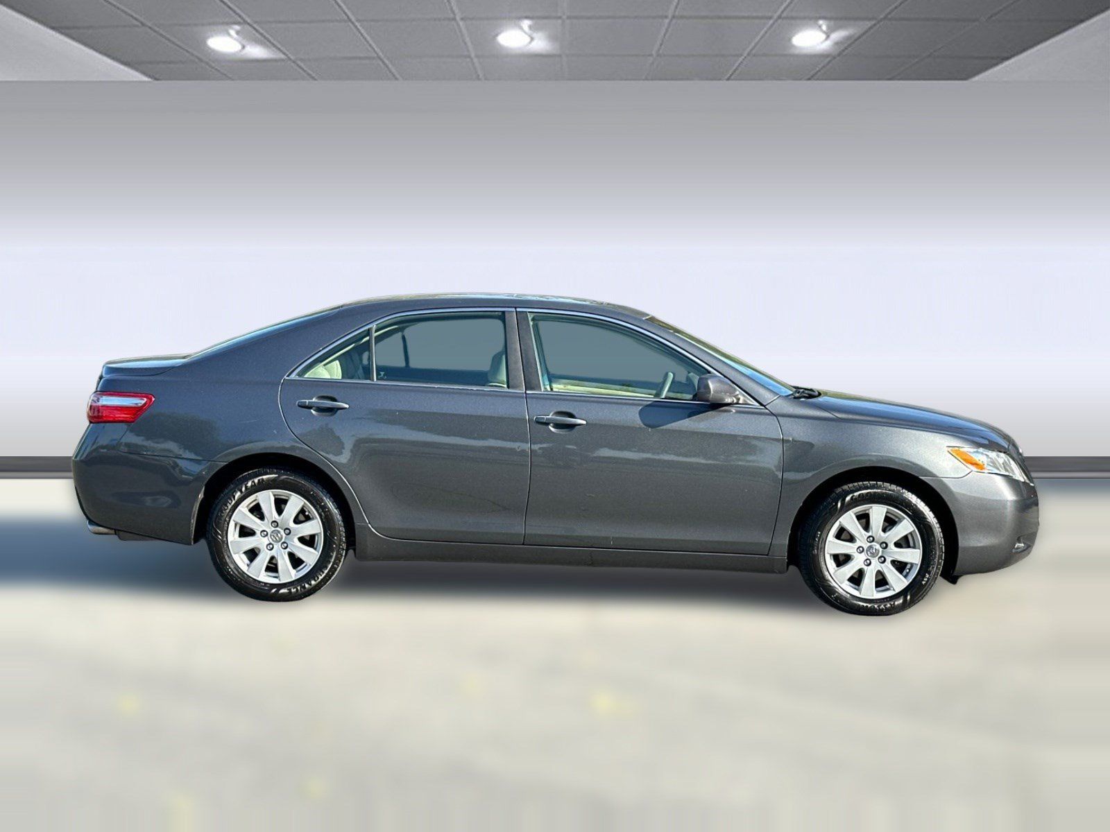 Used 2007 Toyota Camry XLE FWD image 8