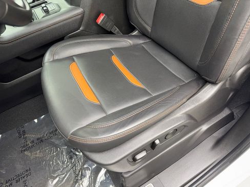 Used 2025 GMC Sierra 1500 AT4 image 31